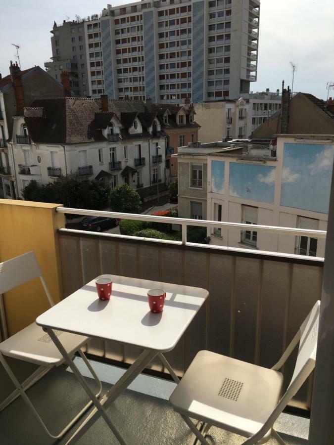 Appartement à 2min du plan d'eau Vichy Exterior foto